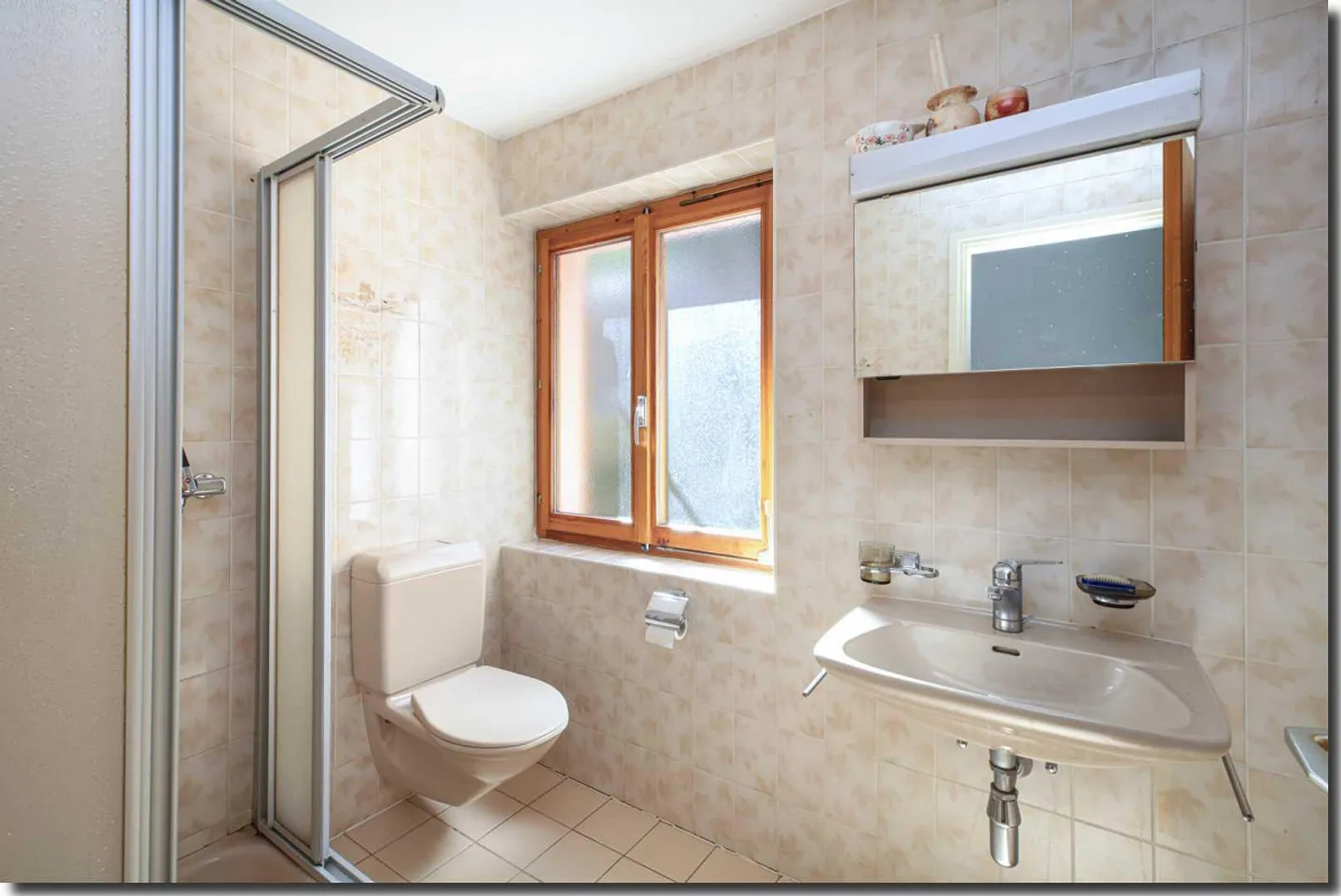 Historical building and detached house - Photo 20 of 28