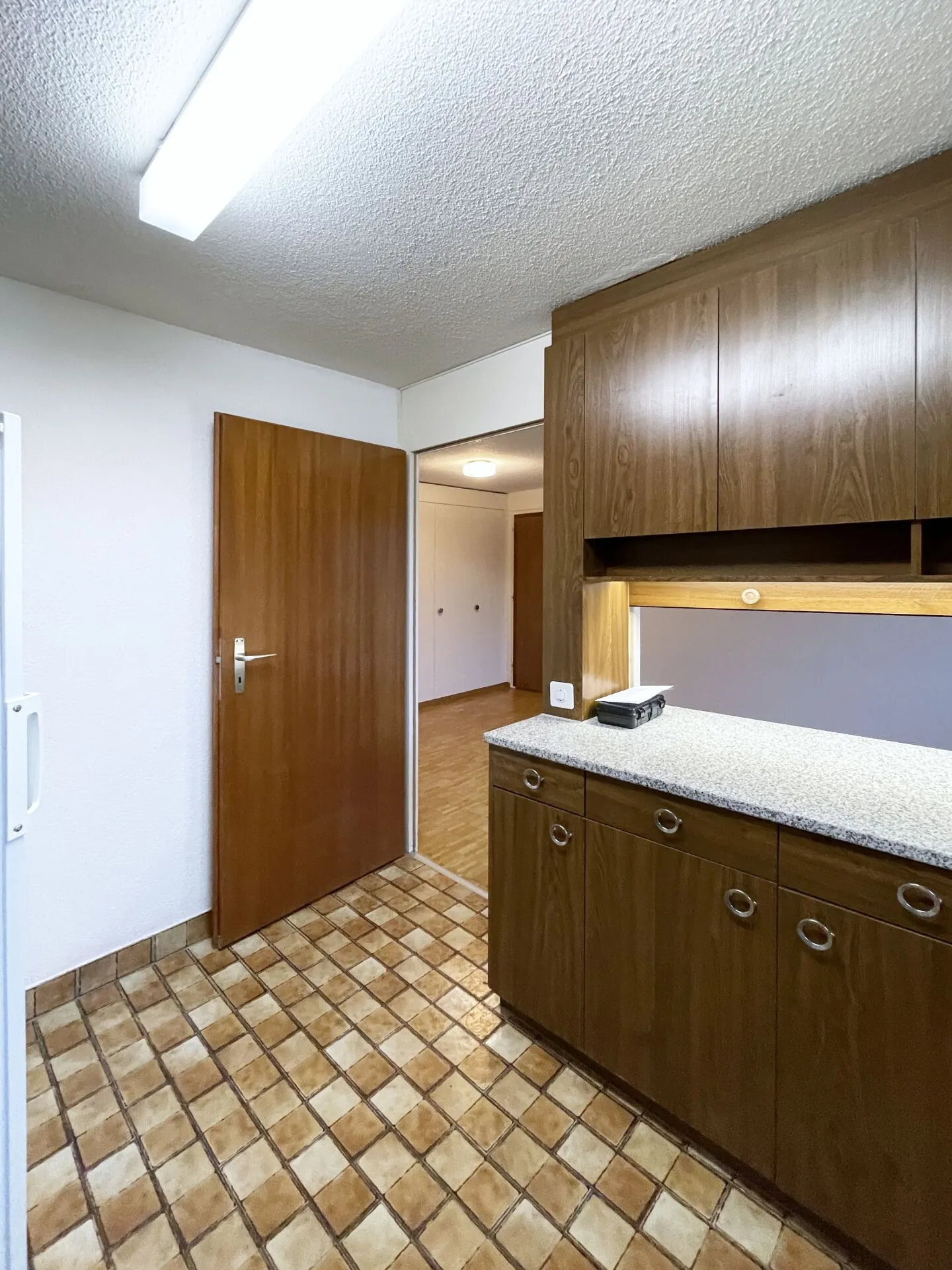 Spacious Living in the Green - Photo 3 of 29