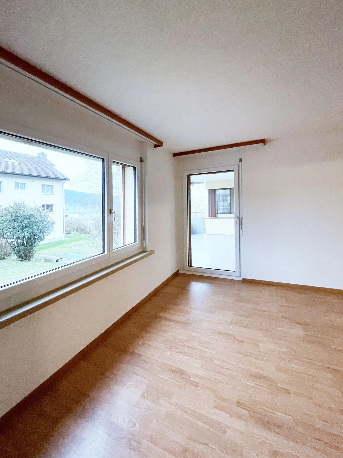 Spacious Living in the Green - Photo 27 of 29