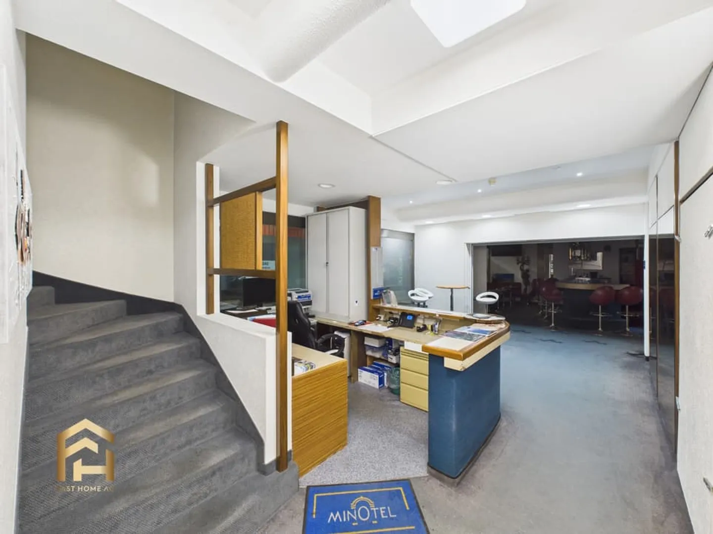 Rare find: Hotel with gastronomy and wellness offerings in the center - Photo 6 of 13