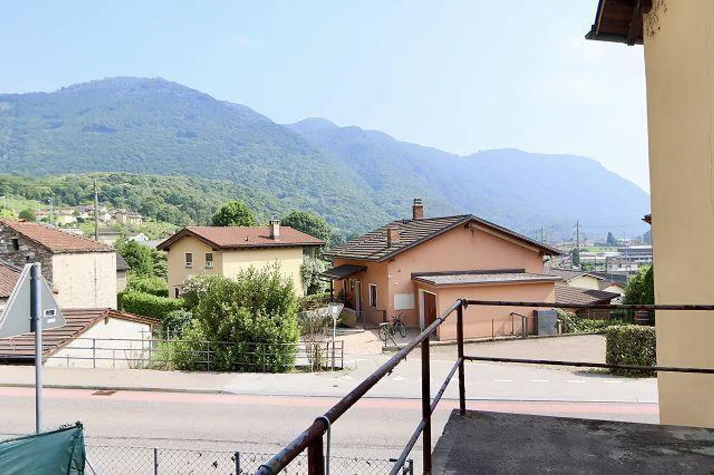 Charming Renovation Project in Bironico - Photo 17 of 38