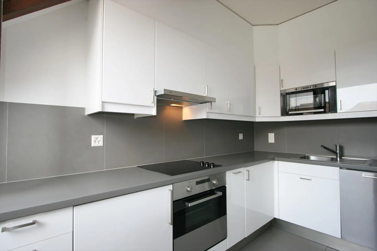 Il Carougeois - Appartamento mansardato di 3 stanze con camino - Foto 6 di 7