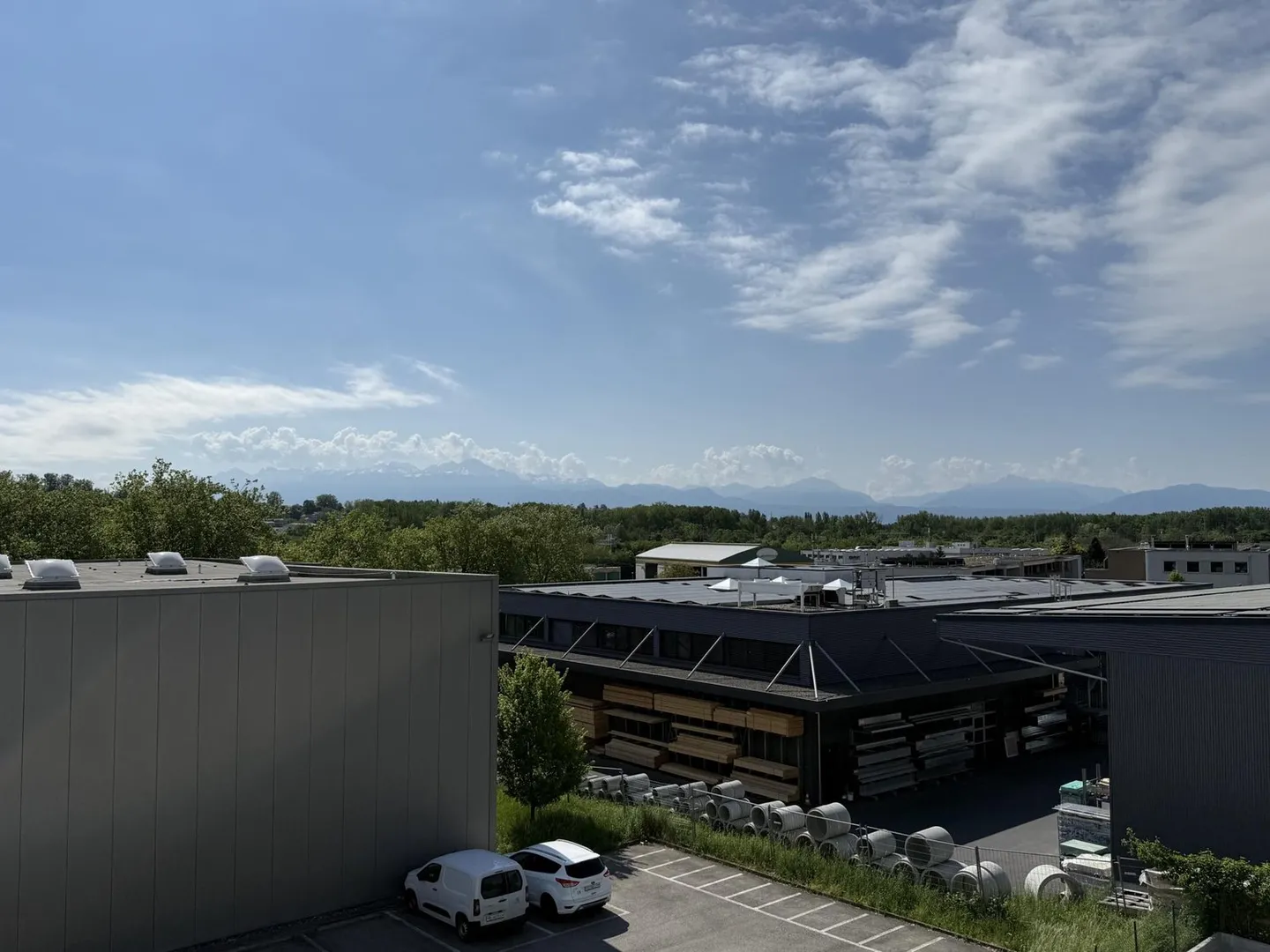 Administrative/Office Space with Balcony, Unit 31, in New Project in Echandens - Photo 3 of 8