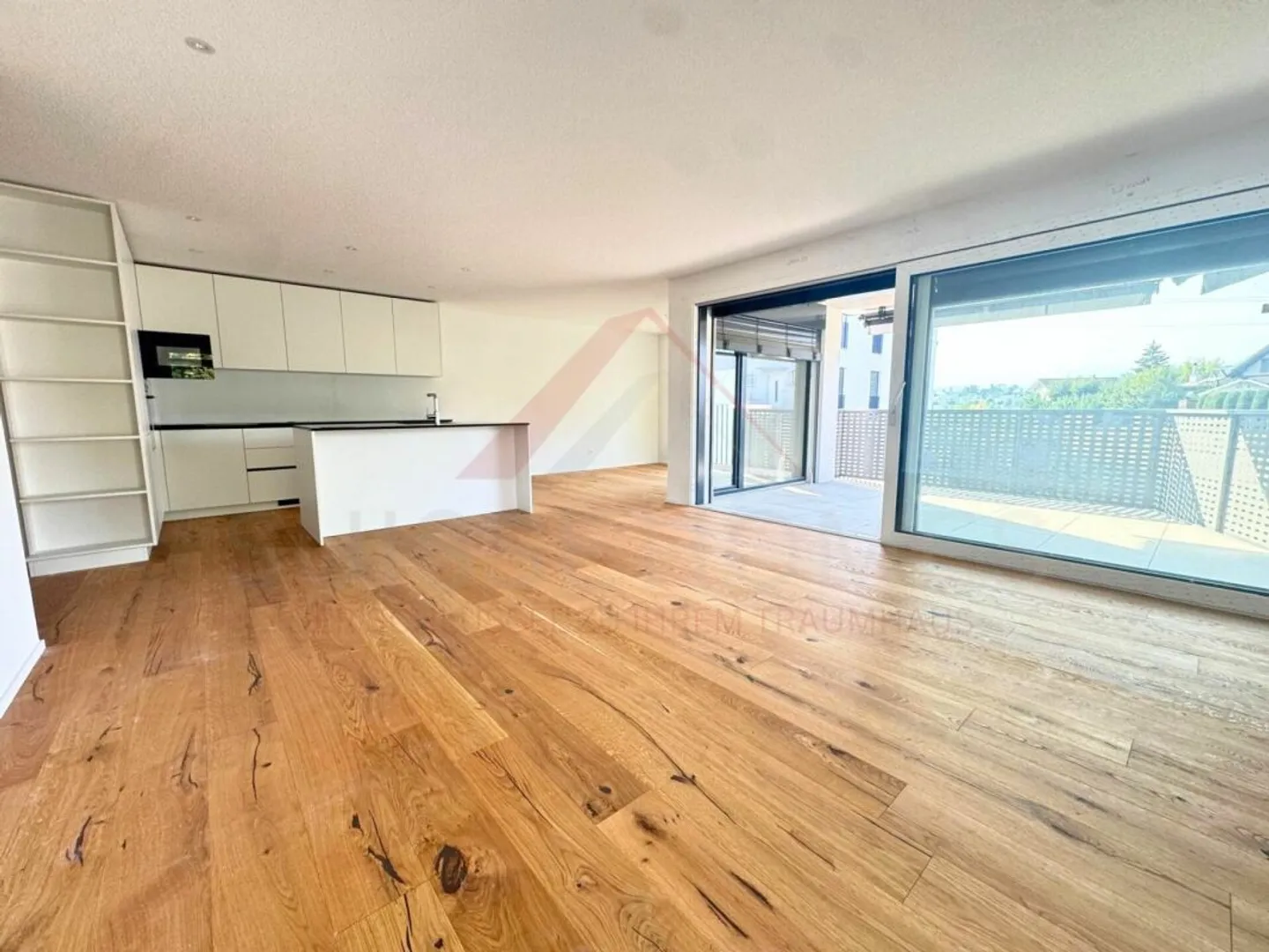 Apartment for sale - Photo 2 of 11