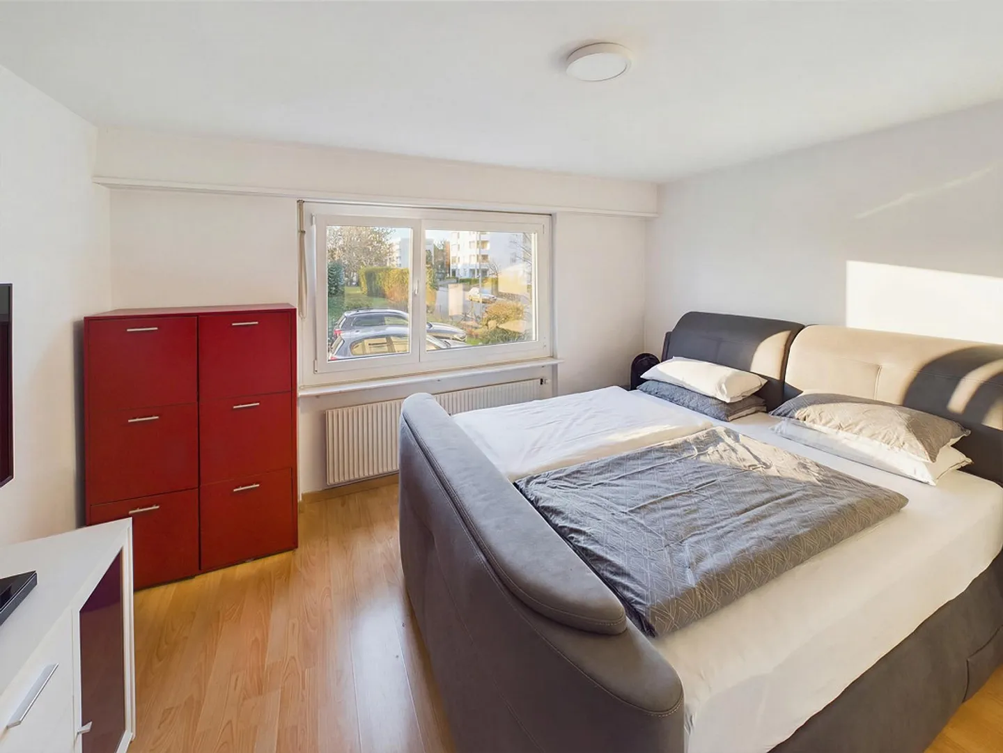 Attractive 4.5 room apartment in a central location - Photo 4 of 8