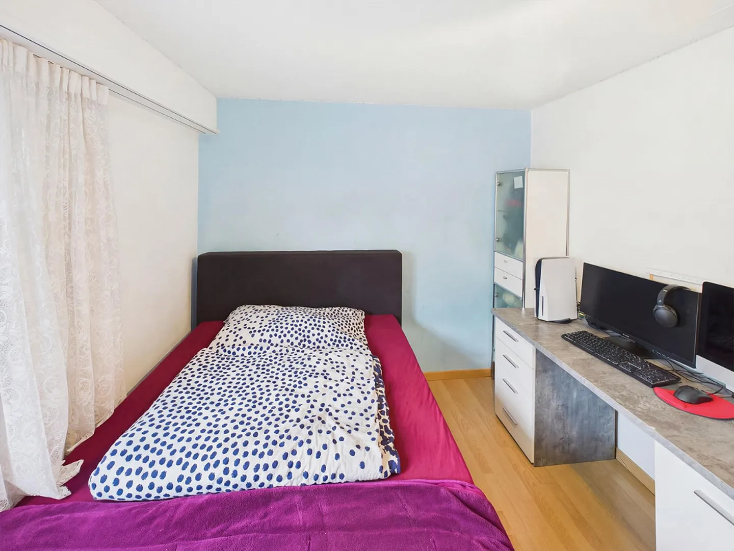 Attractive 4.5 room apartment in a central location - Photo 6 of 8