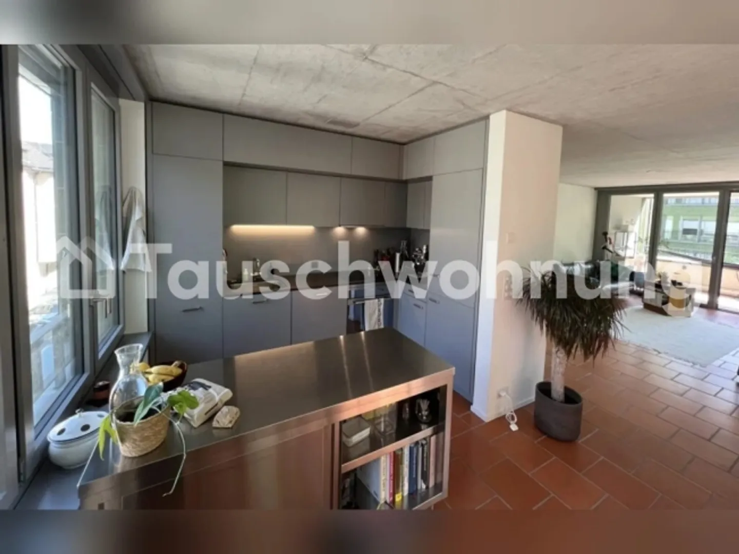 Appartement lumineux et spacieux de 3,5 pièces au cœur du Kreis 4 à échanger - Photo 2 sur 10