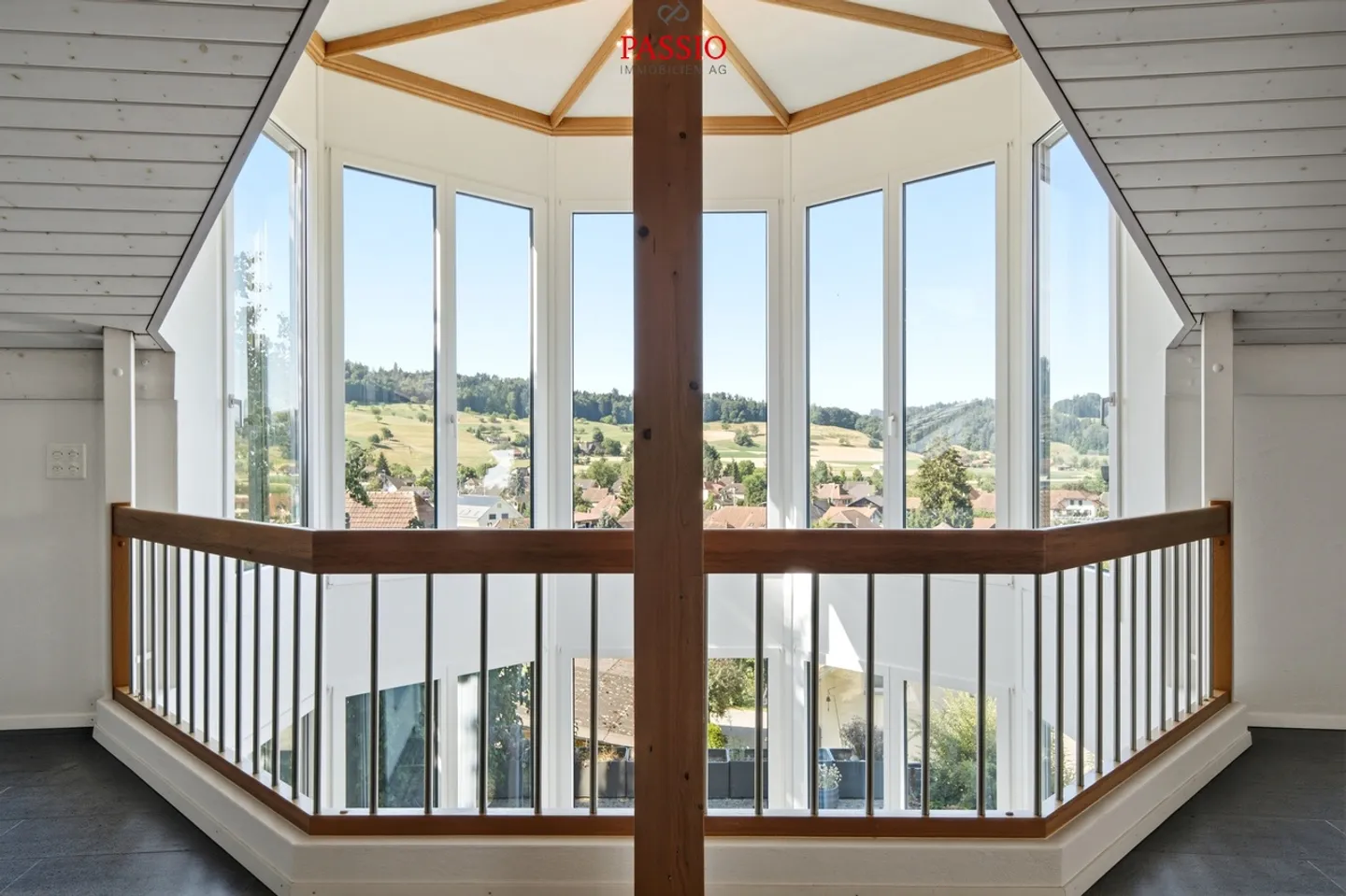 A villa of the highest class with space for your living dreams - Photo 8 of 19