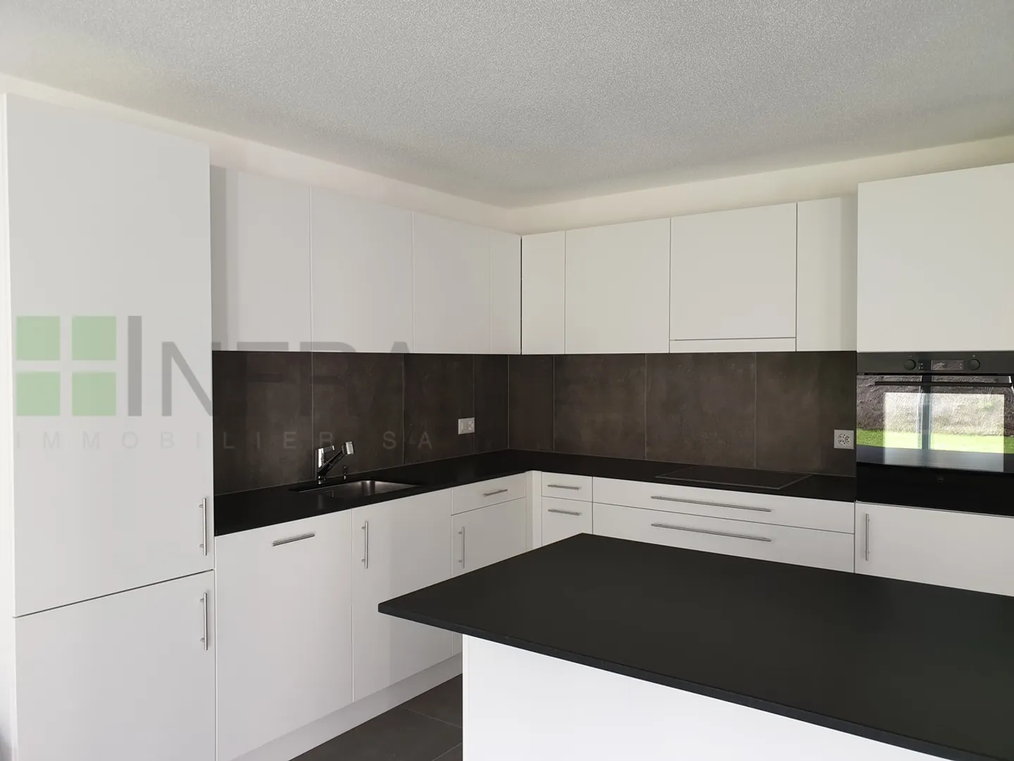 4.5 rooms of 124m2 - 1st floor - Photo 2 of 9