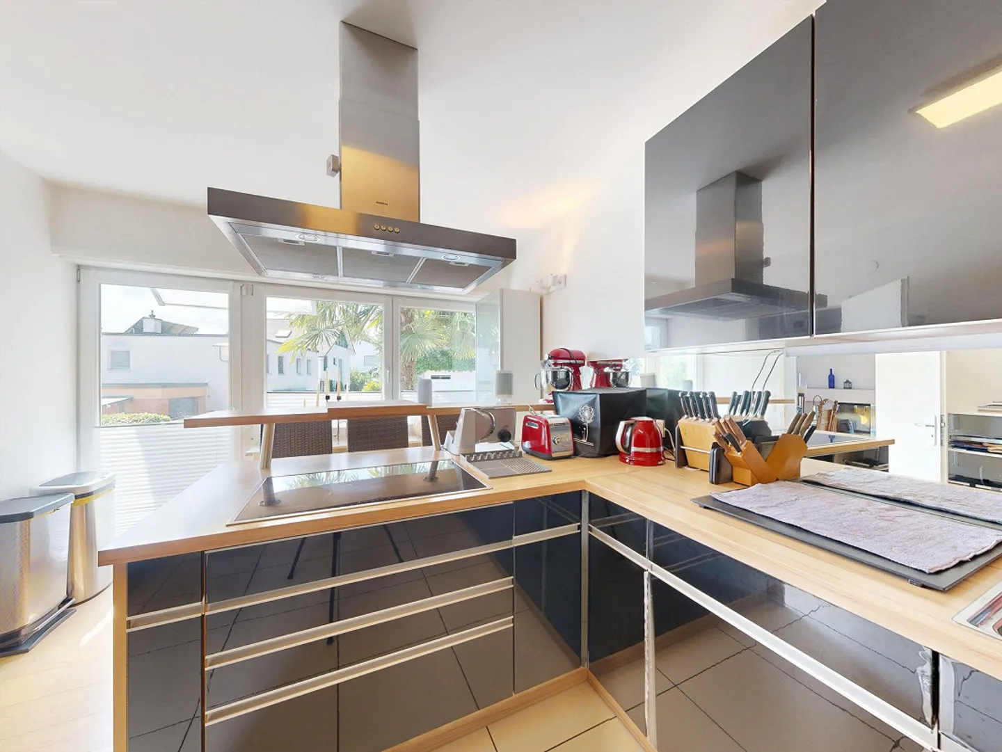 Maison avec un appartement séparé et une vue imprenable - Photo 4 sur 19