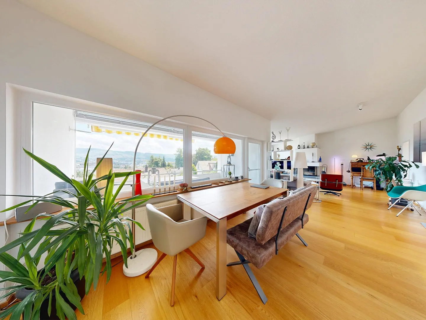 Maison avec un appartement séparé et une vue imprenable - Photo 1 sur 19