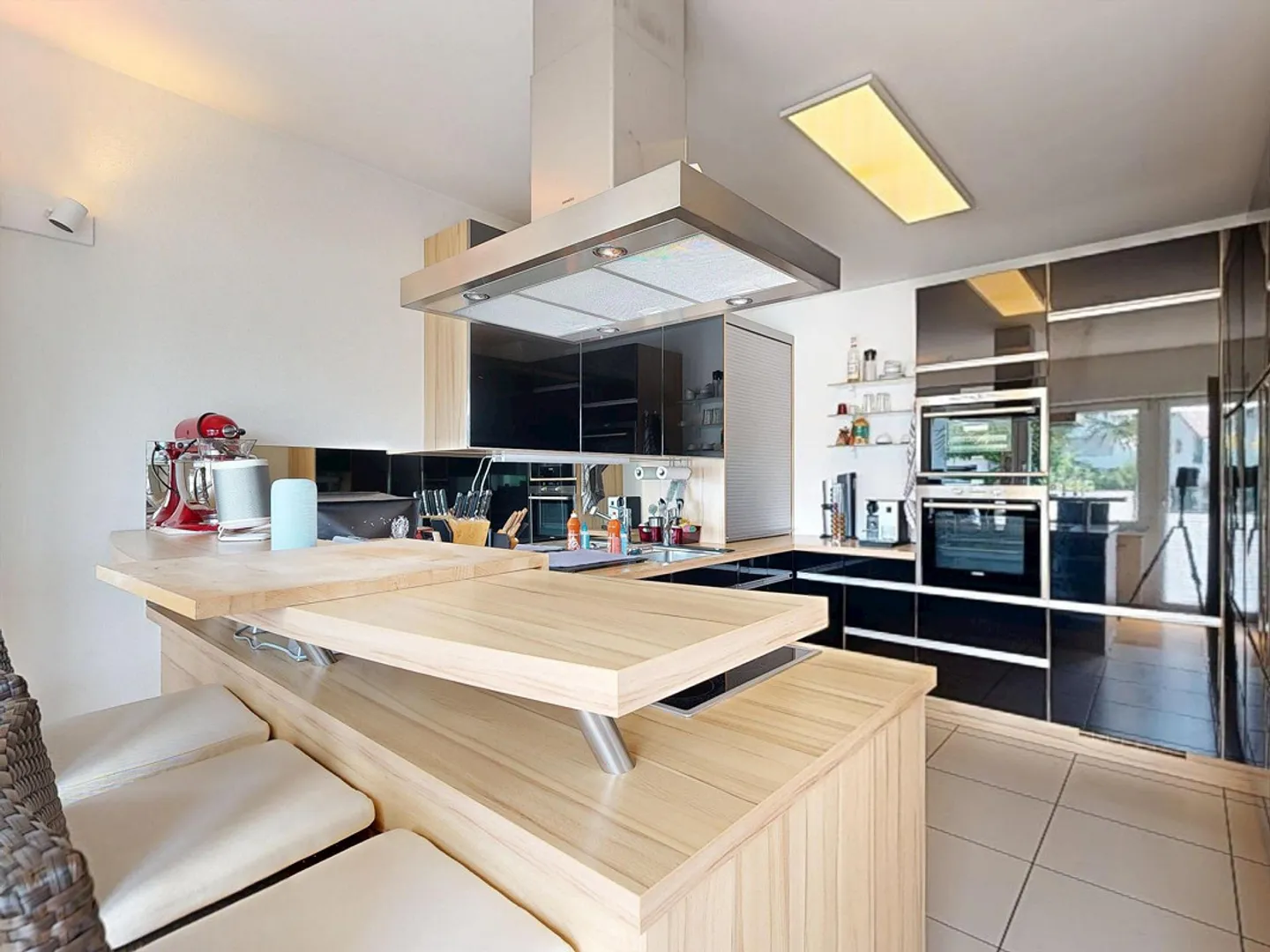 Maison avec un appartement séparé et une vue imprenable - Photo 3 sur 19