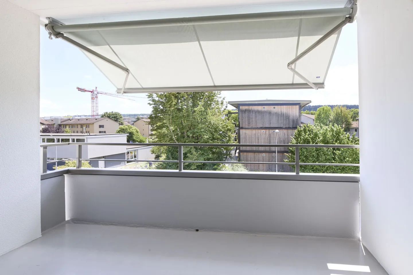 Your personal retreat with style and comfort - Photo 7 of 9