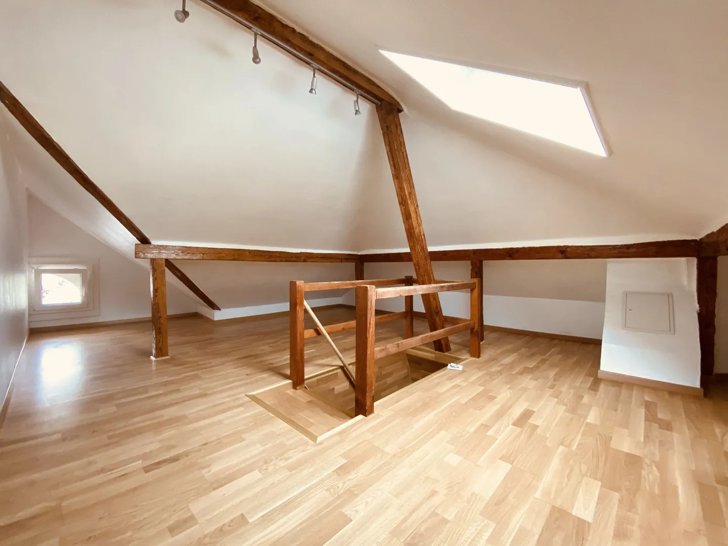 Maison rénovée de 4,5 pièces avec patio et cave - Idéal pour les célibataires, les couples ou les petites familles - Photo 8 sur 12