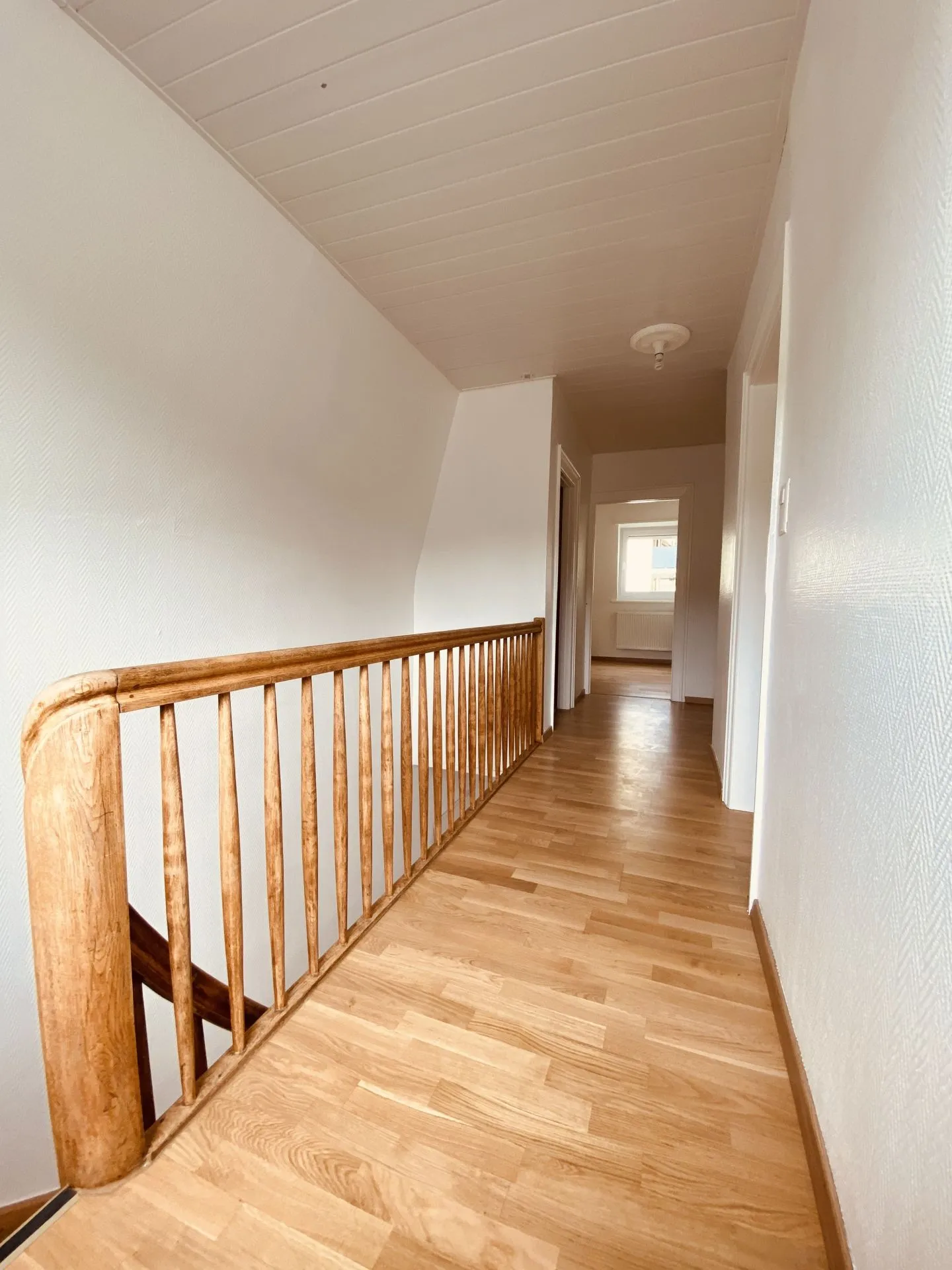 Maison rénovée de 4,5 pièces avec patio et cave - Idéal pour les célibataires, les couples ou les petites familles - Photo 12 sur 12