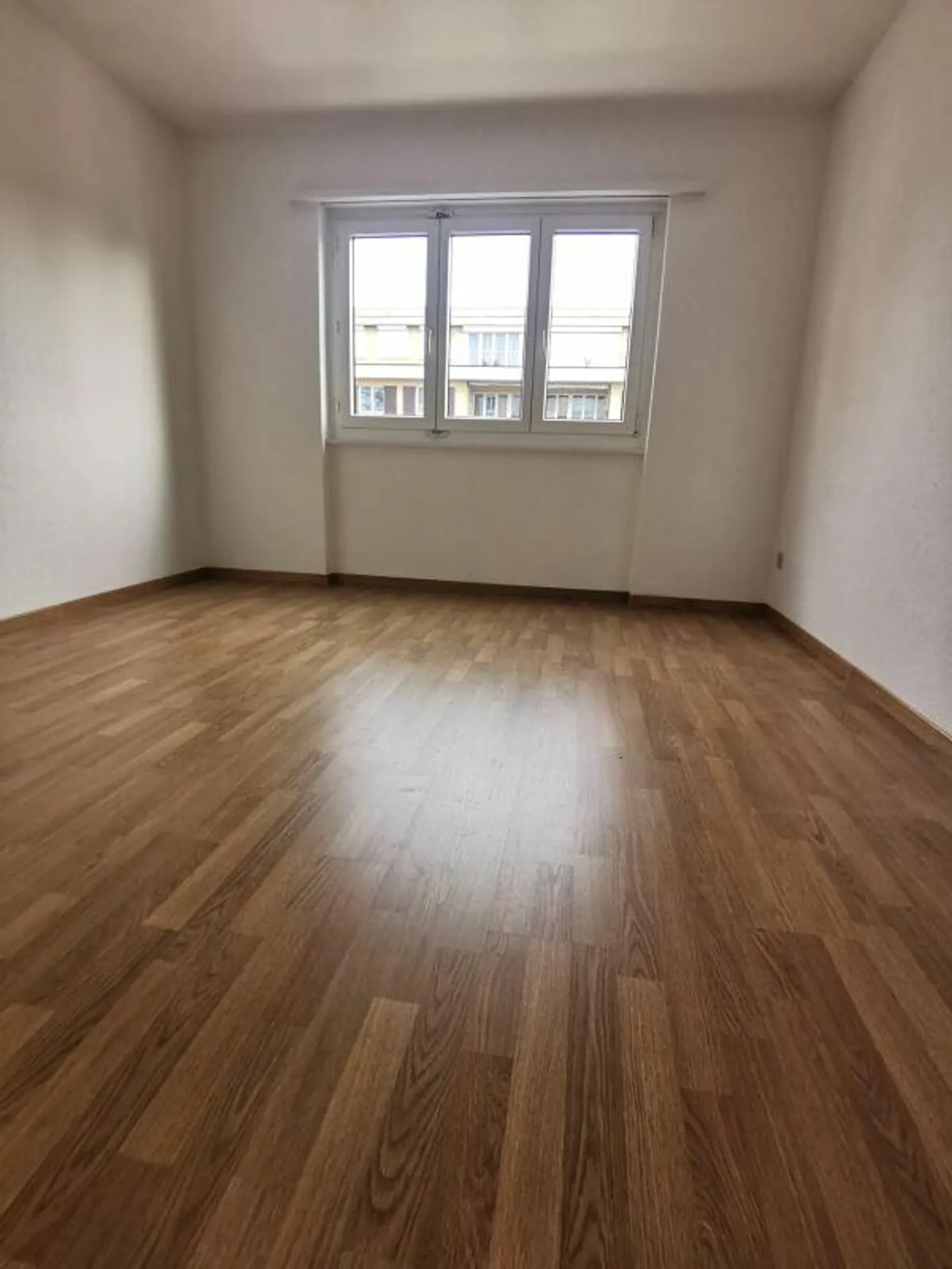Il tuo nuovo appartamento familiare di 4 stanze in una posizione super centrale ad Arbon - Foto 5 di 10