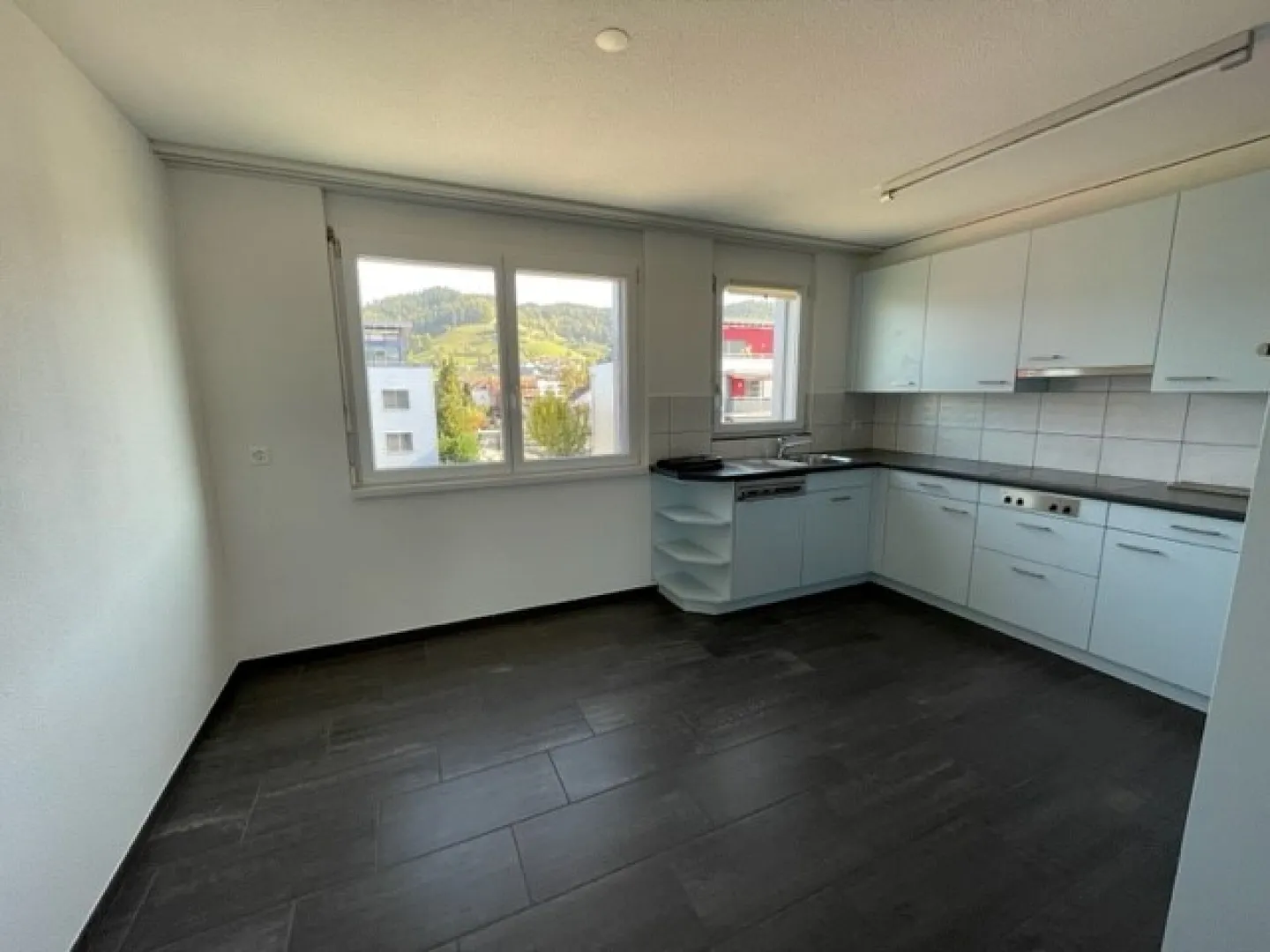Charmante Wohnung mit Balkon - Foto 2 von 8