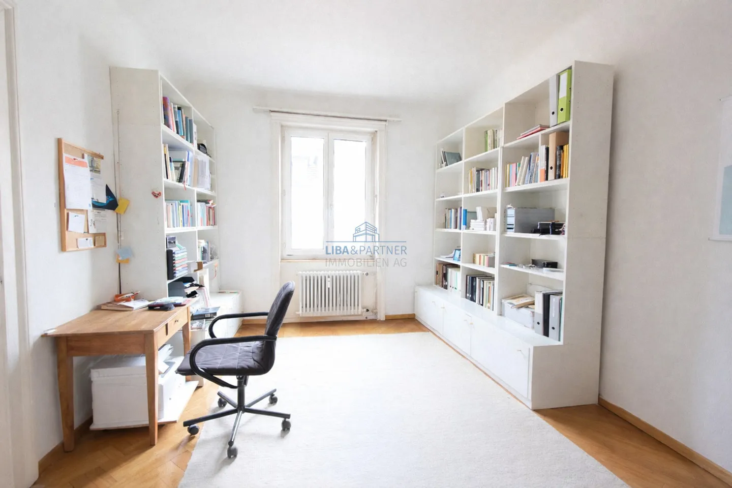 Incantevole appartamento d'epoca con 3 camere nel popolare quartiere di St. Johann - Foto 4 di 11