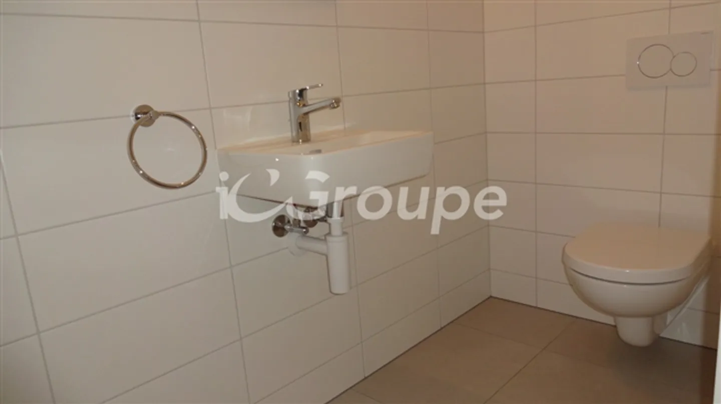 Magnifique appartement de 2,5 pièces au rez-de-chaussée - Photo 9 sur 9