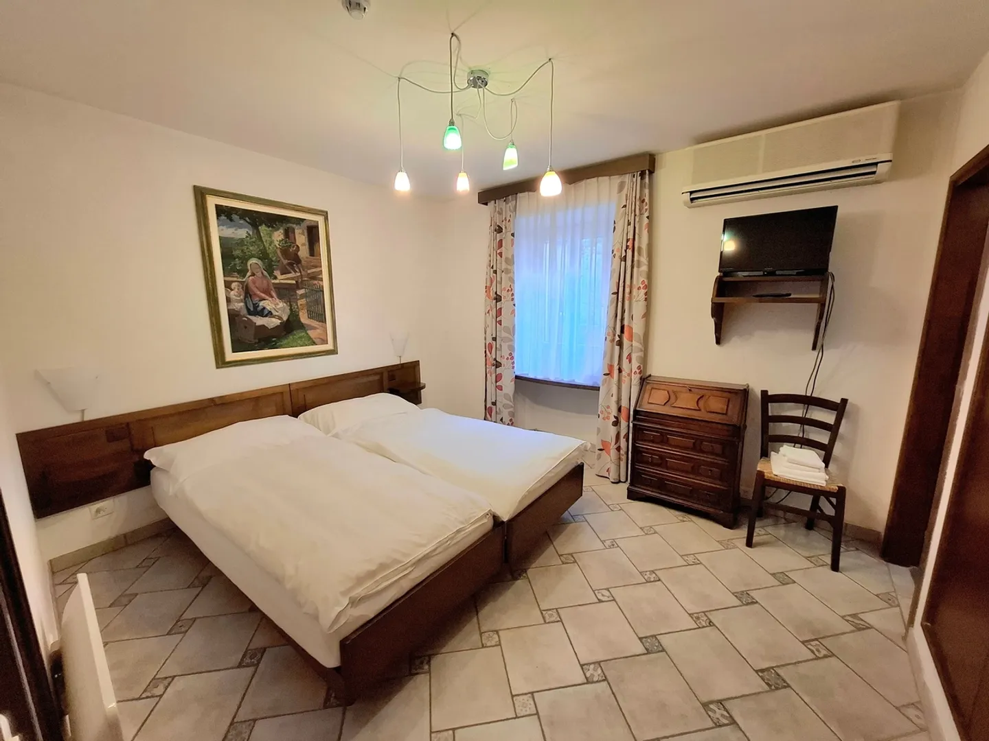 Willkommen in diesem exklusiven historischen Hotel im Herzen des Kantons Tessin! - Photo 8 of 13