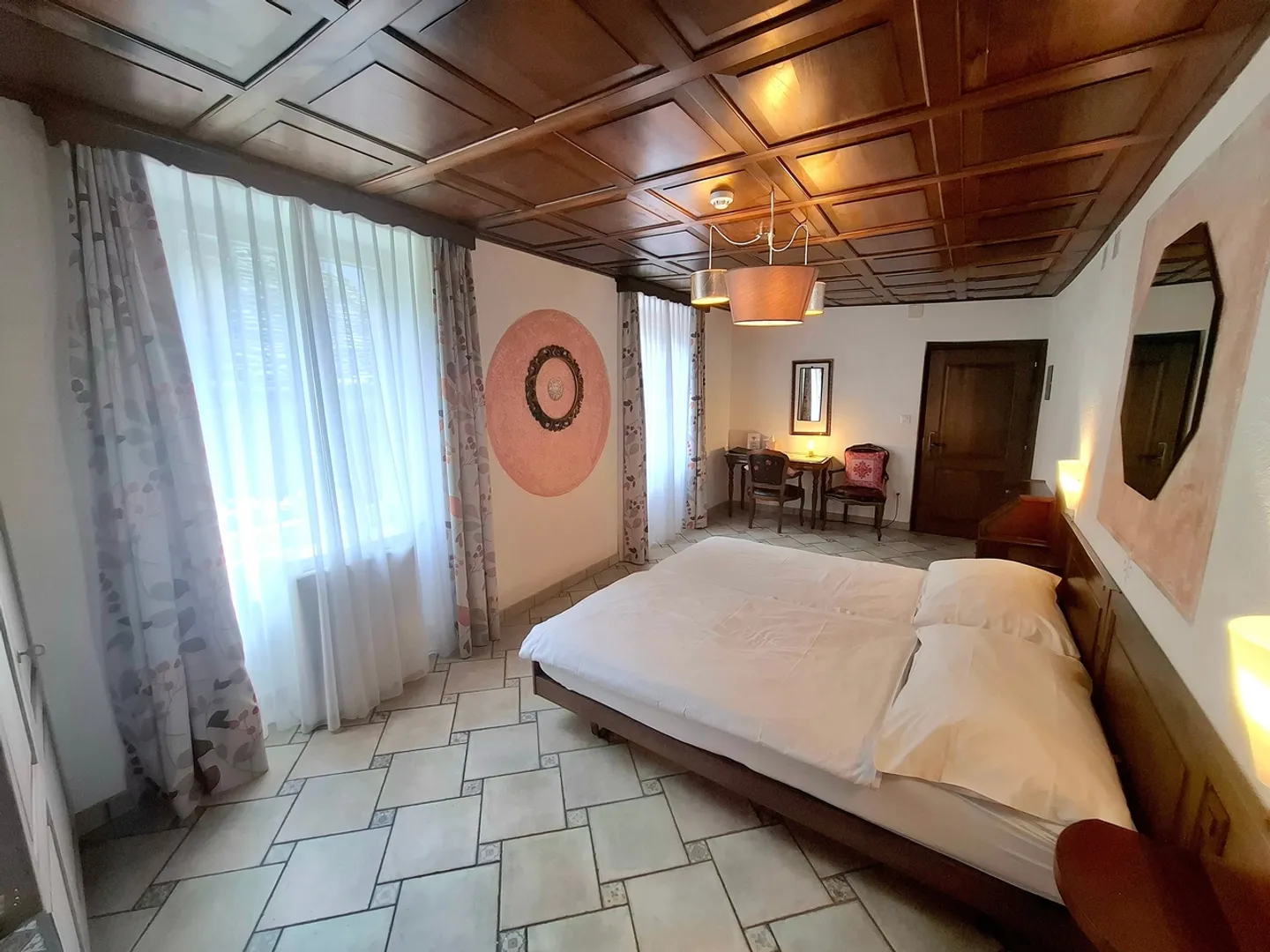 Willkommen in diesem exklusiven historischen Hotel im Herzen des Kantons Tessin! - Photo 6 of 13