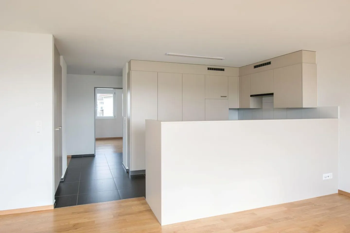 Geräumige 4½ Zimmerwohnung - Foto 3 von 13