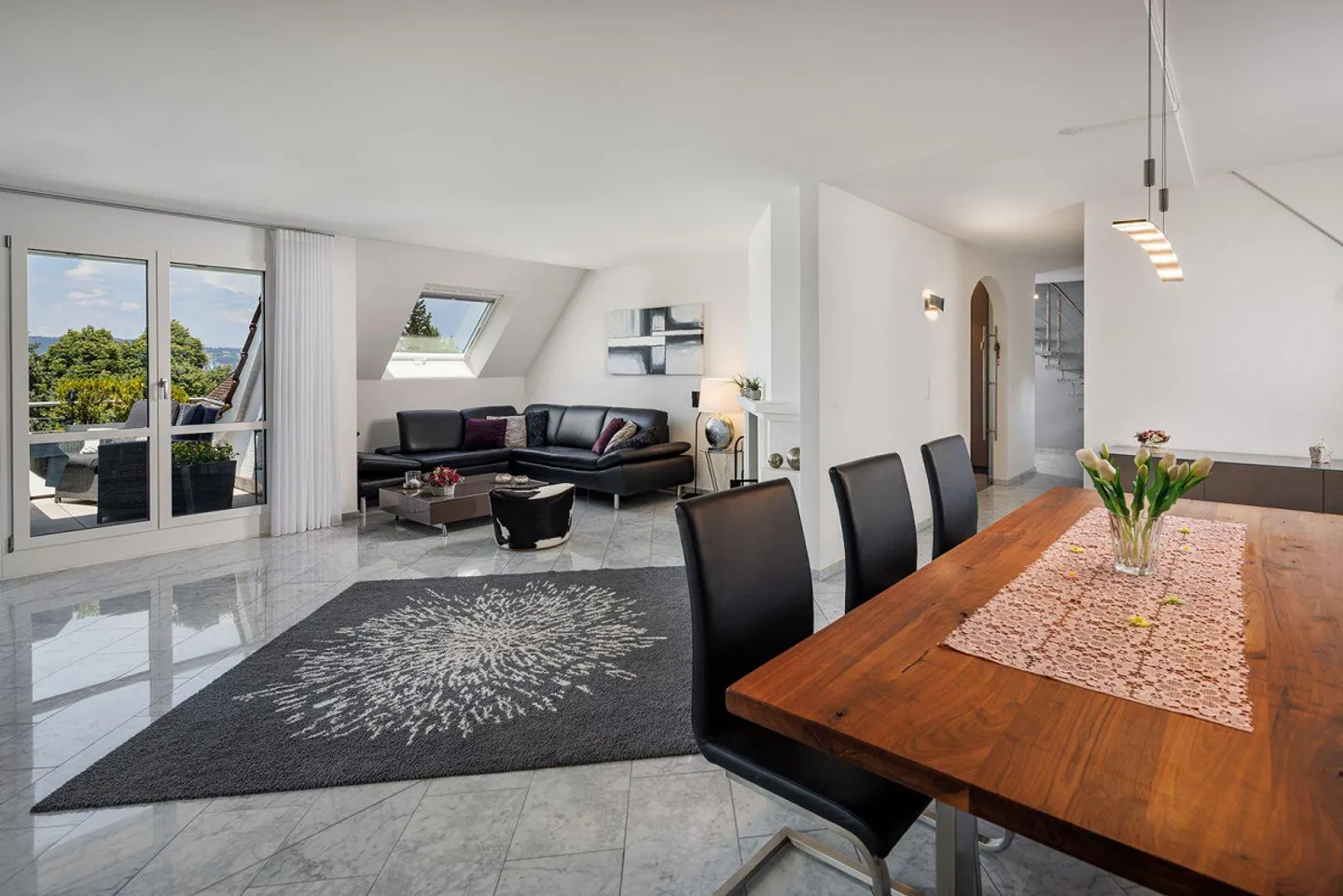 Elegante Duplex-Wohnung in Richterswil - Foto 2 von 13