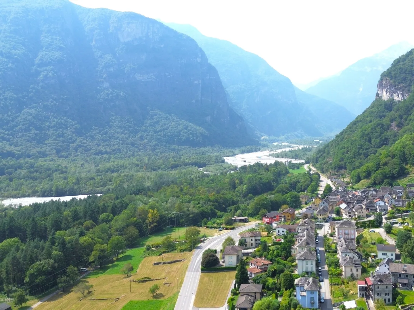 Juwel aus dem 1700: möbliertes Einfamilienhaus in ruhiger Lage... - Foto 2 von 12