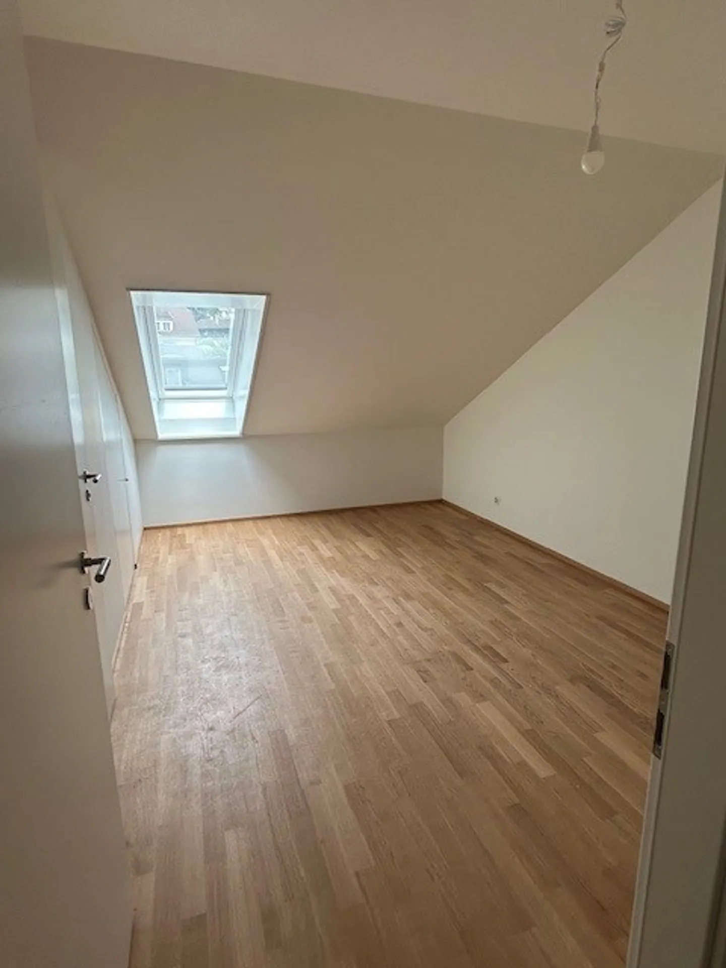New 5.5-room apartment, 3rd floor, approx. 128 m2 - Photo 5 of 7