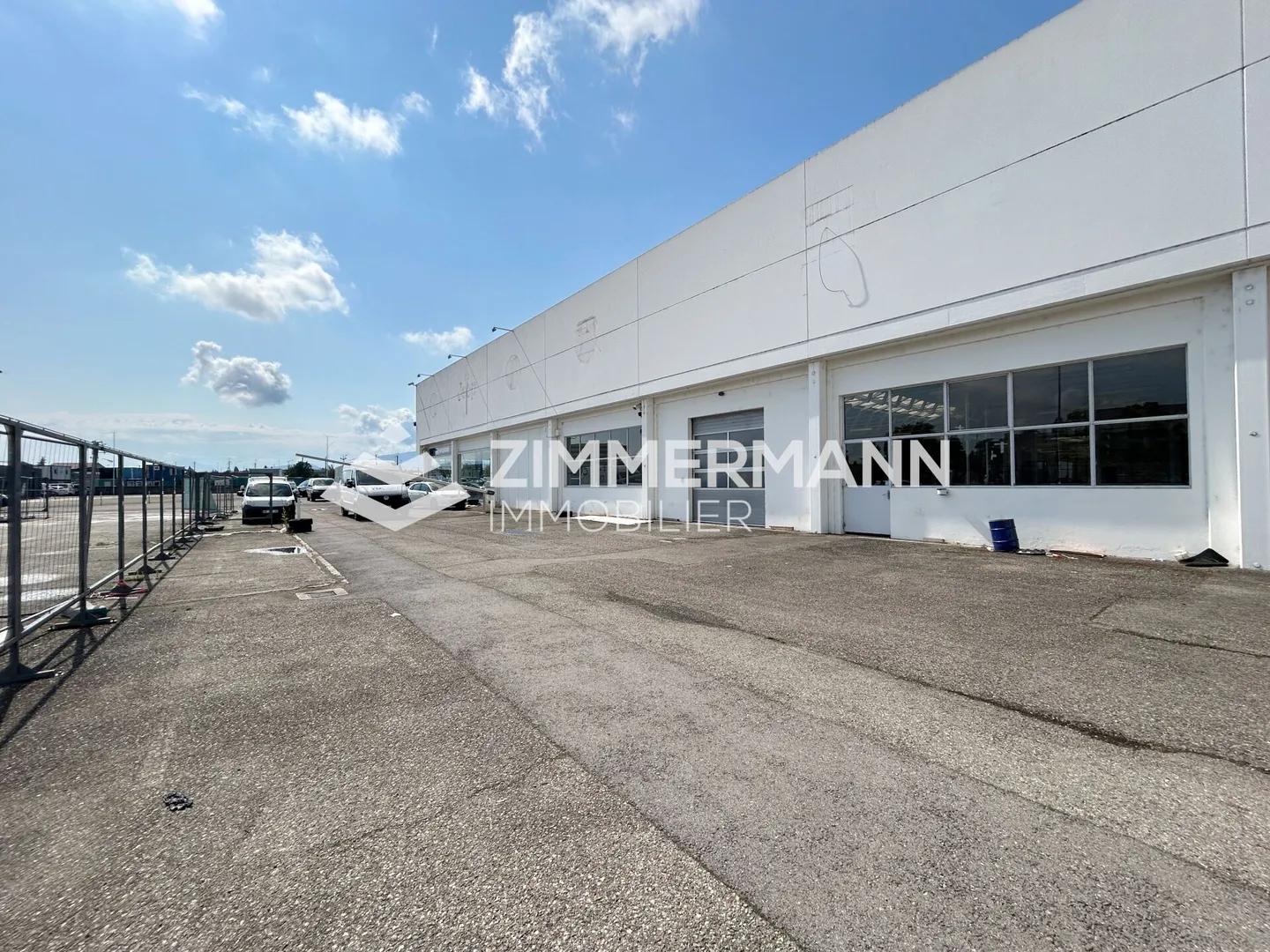 Spazio industriale a Meyrin - Foto 1 di 4