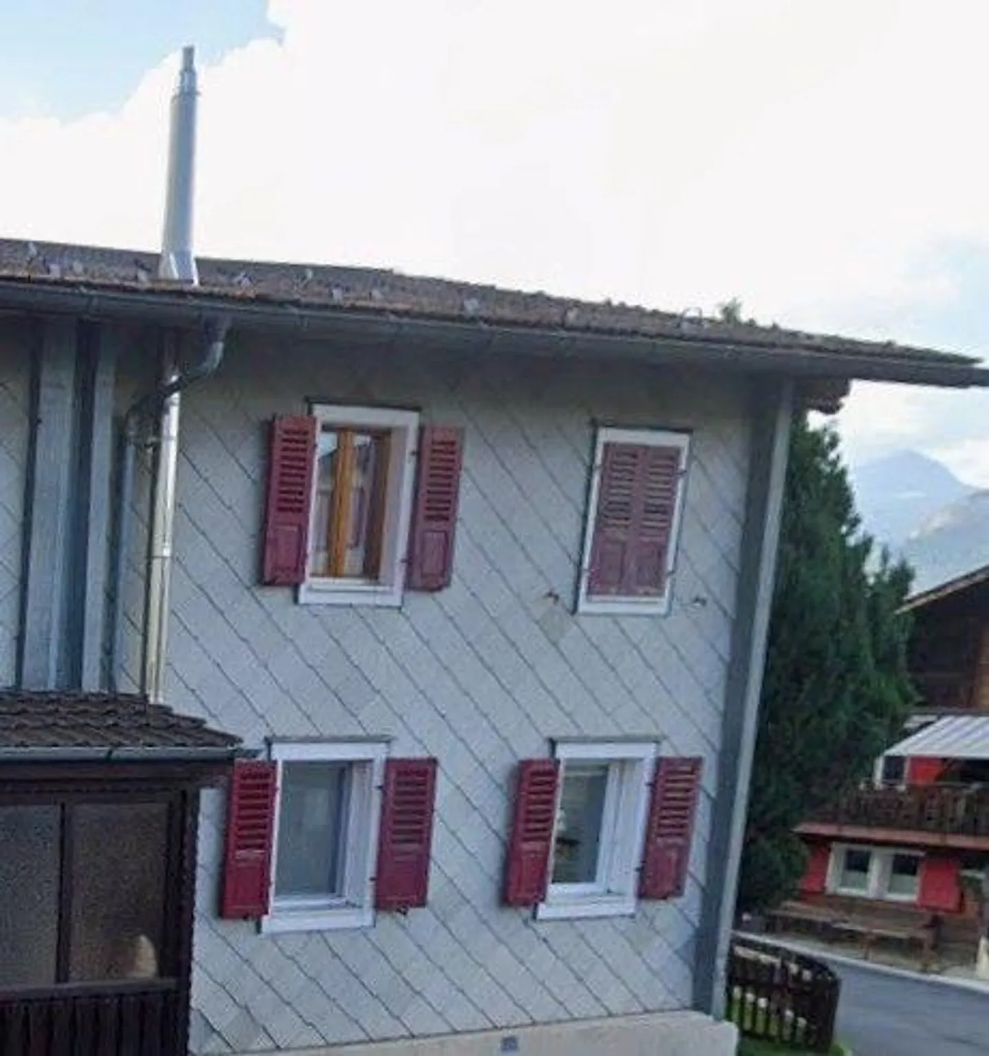 Former farmhouse in central location - Photo 3 of 13