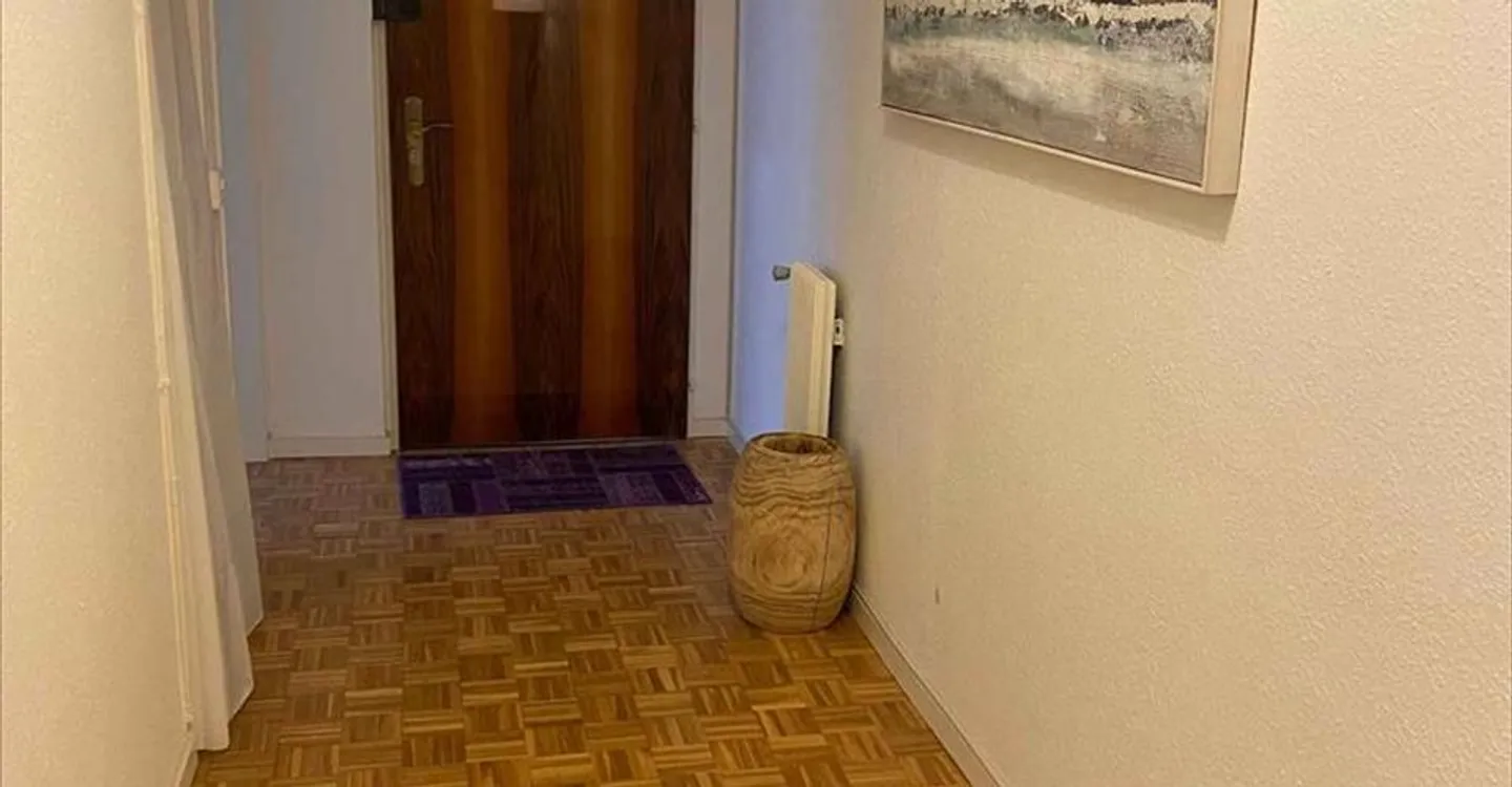 Office space for rent - Photo 1 of 15