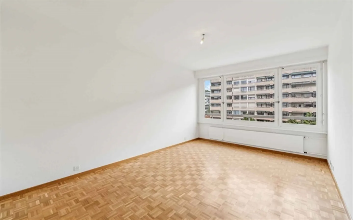 Charmant appartement 7.5 pièces - Photo 8 sur 11