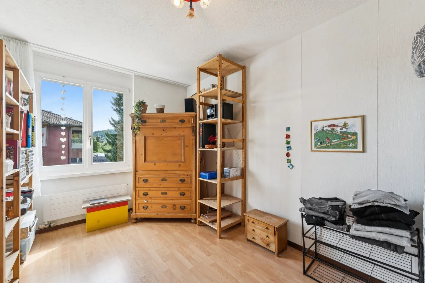 Appartamento 4.5 camere ben tenuto in un quartiere tranquillo - Foto 7 di 15