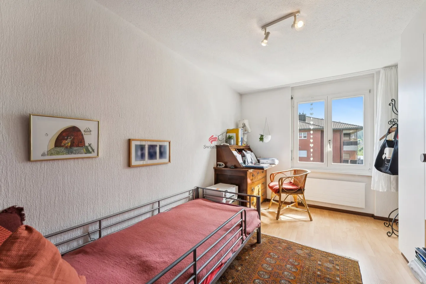 Appartamento 4.5 camere ben tenuto in un quartiere tranquillo - Foto 6 di 15