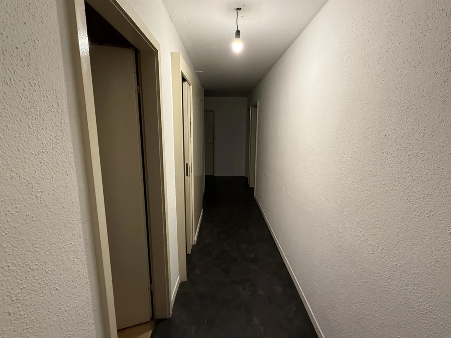Appartement spacieux pour toute la famille - Photo 8 sur 10
