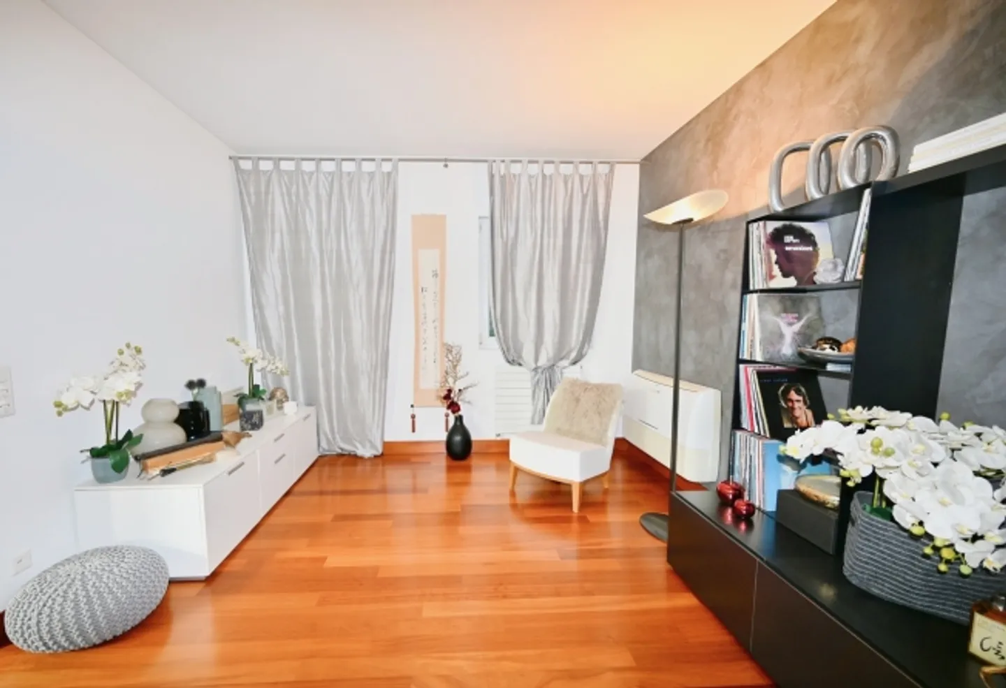 Magnificent luxury villa with panoramic mountain views - Photo 8 of 20