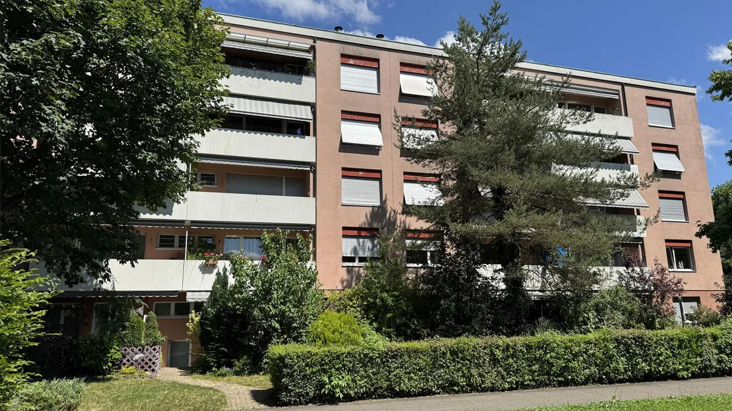 Appartamento 3 1/2 stanze nel verde - Foto 1 di 9