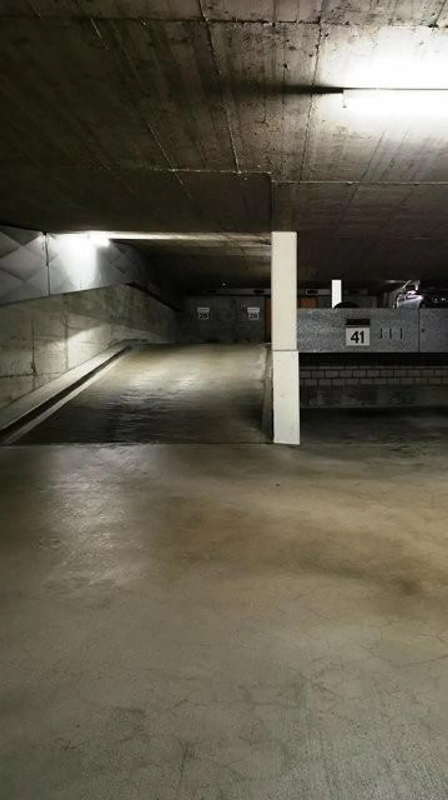 Posto auto vicino a Spalentor - Foto 3 di 3