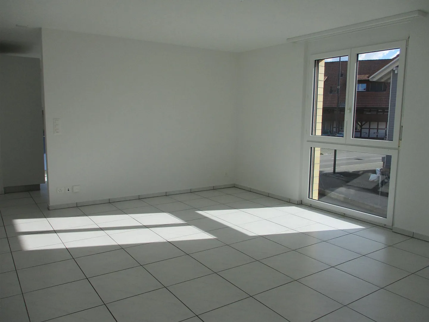 Appartamento luminoso con 4 stanze e grande balcone a Seedorf - Foto 11 di 20