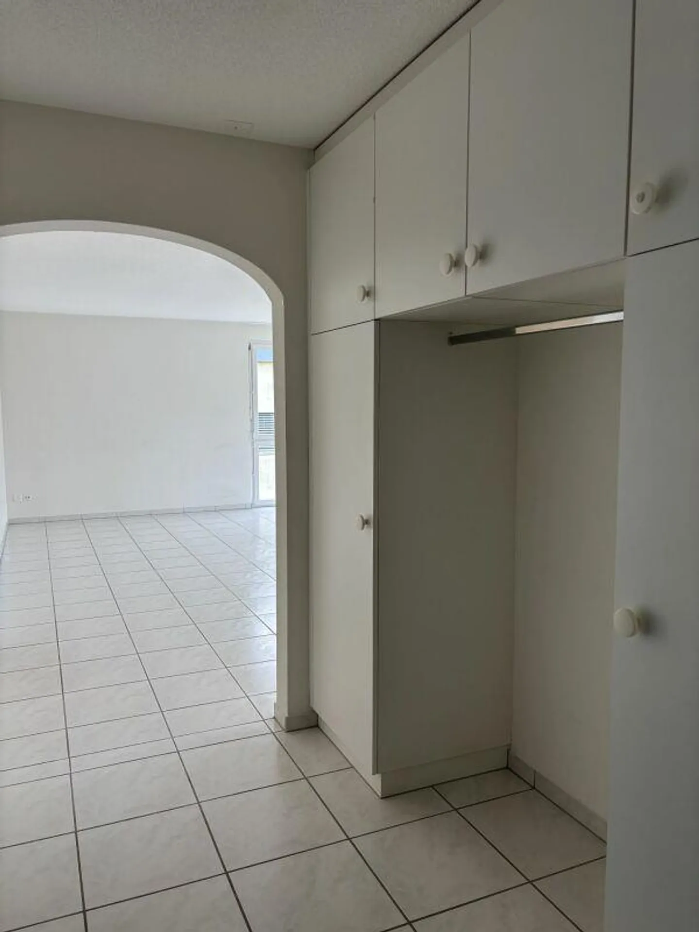 Grosszügige 3.5-Zimmer-Wohnung - Foto 4 von 9