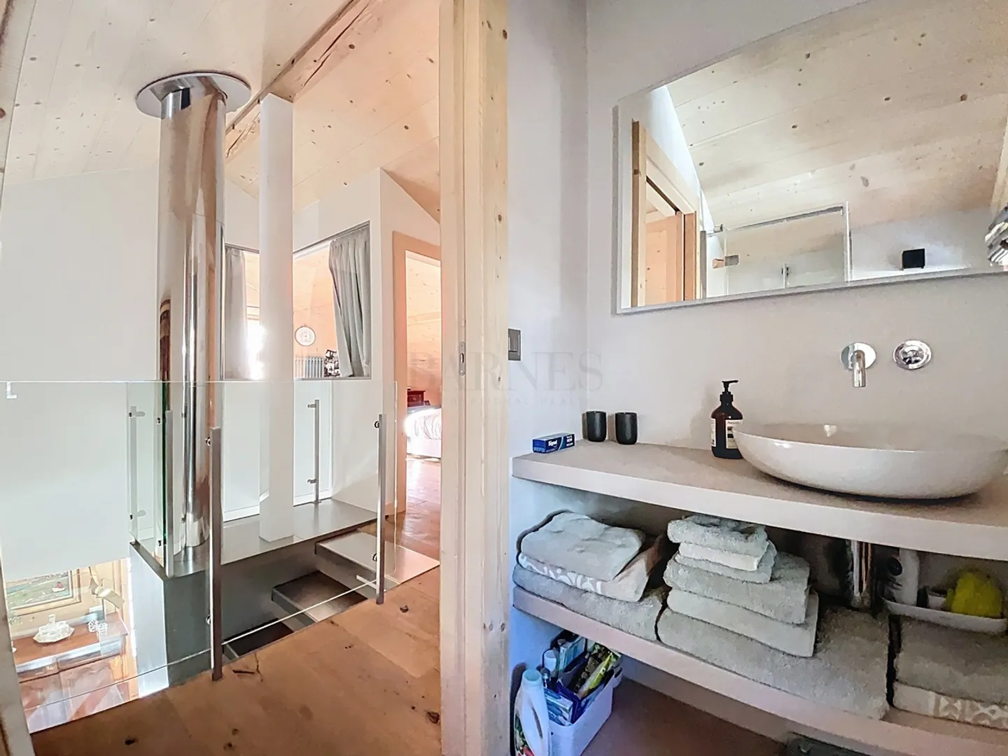 Chalet Magnifiquement Rénové - Photo 12 sur 16