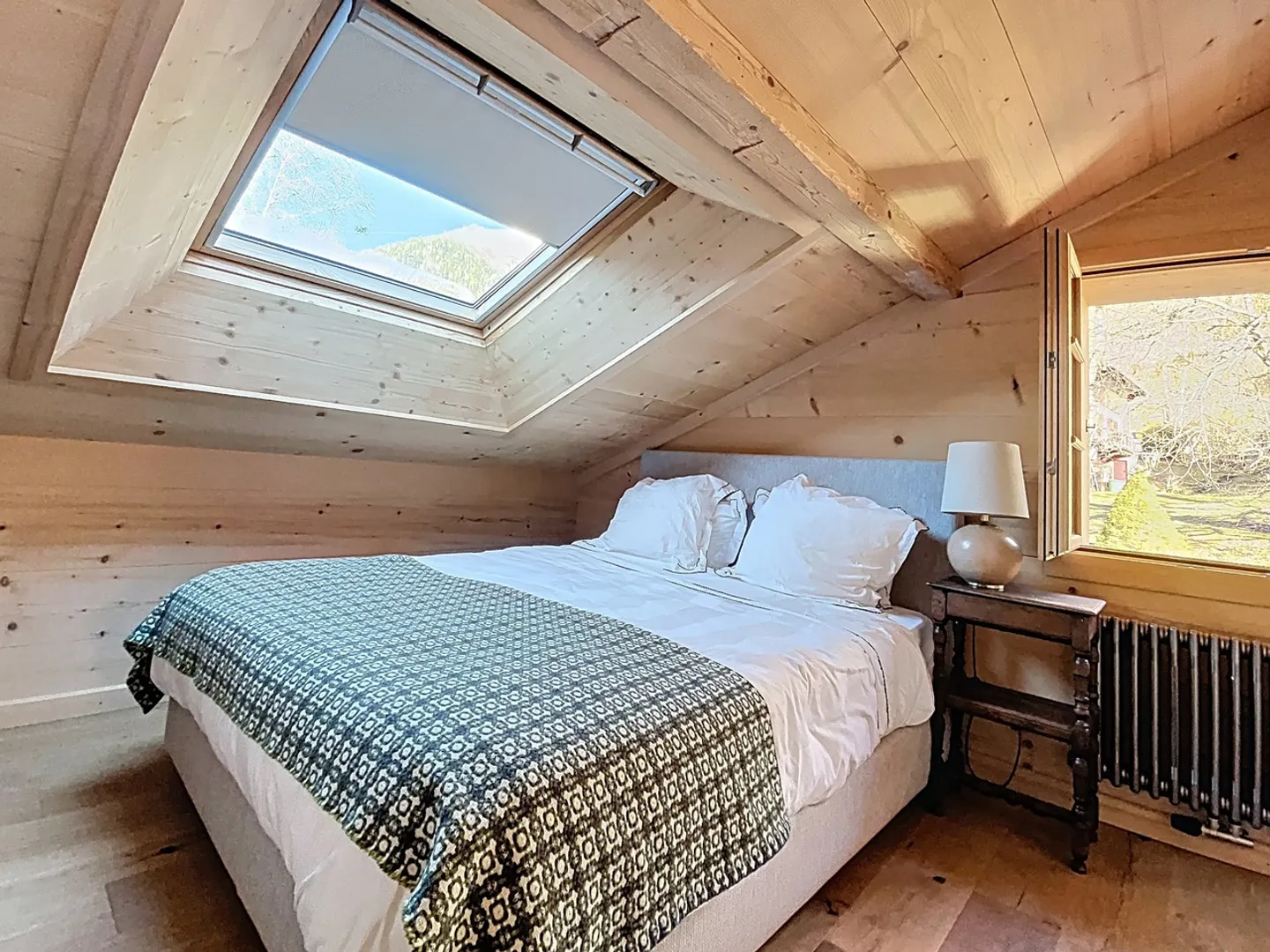 Chalet Magnifiquement Rénové - Photo 14 sur 16