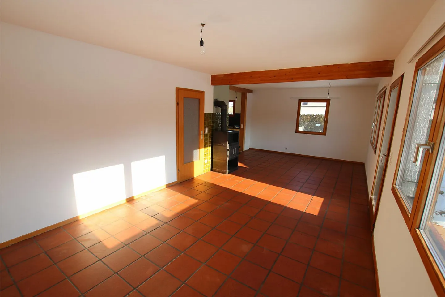 Bezauberndes 6.5 Zimmer Haus im Grünen - Foto 6 von 23