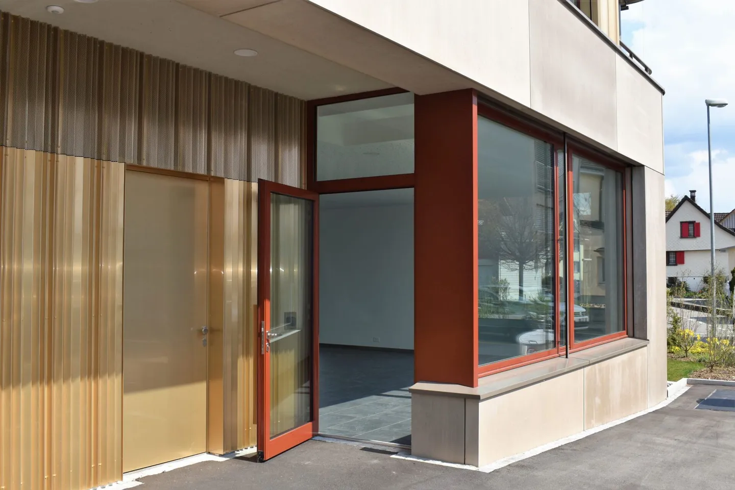 Commercial Space in Hubhof - Photo 2 of 12