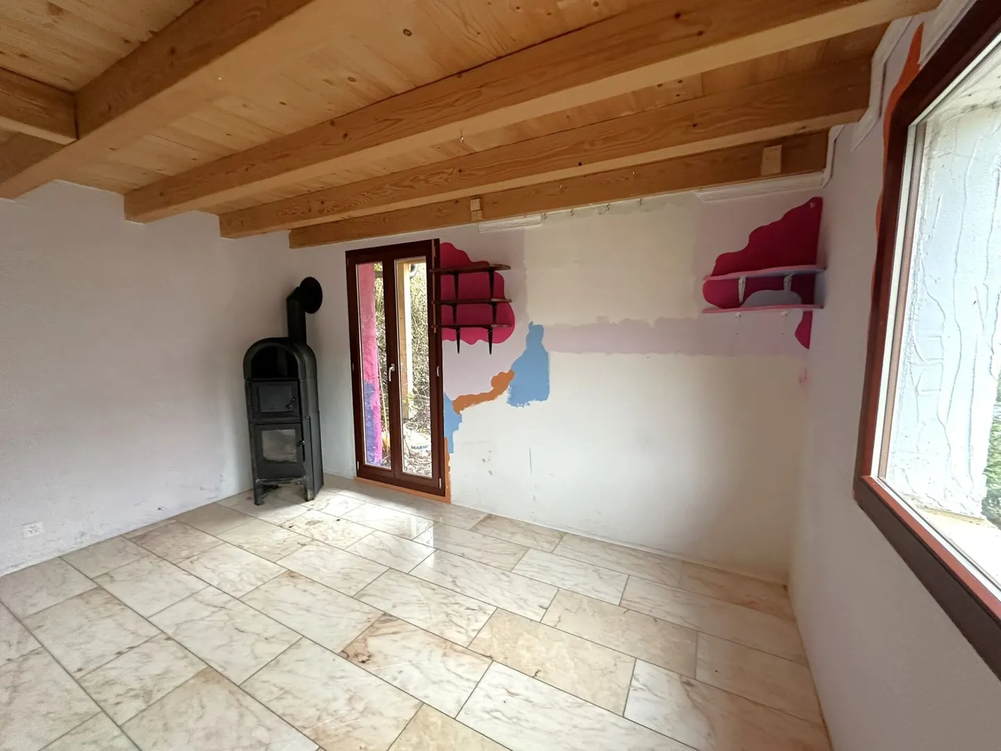 Charming Detached House - Photo 2 of 7