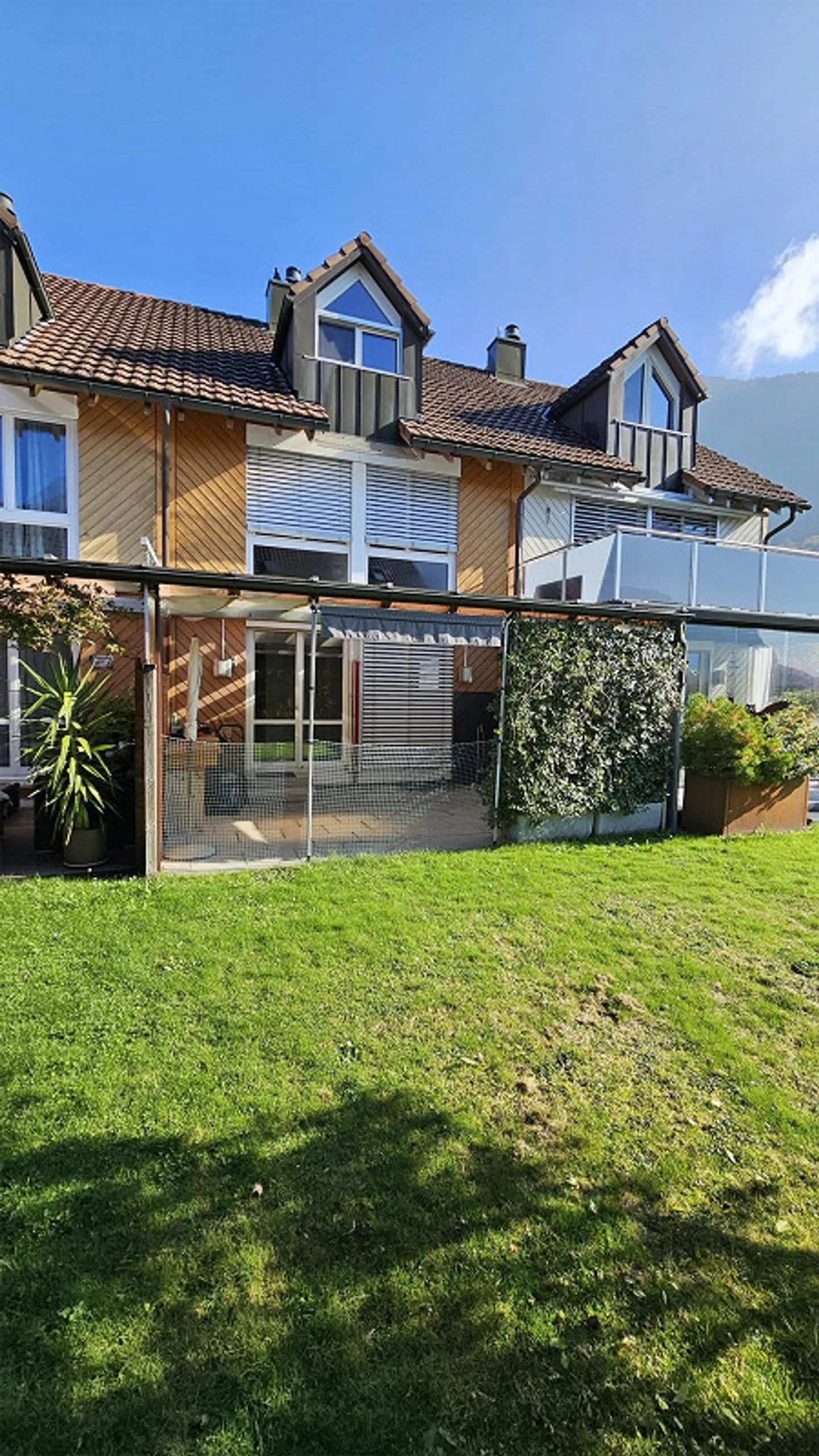 Row House 6.5 Rooms - Photo 16 of 17