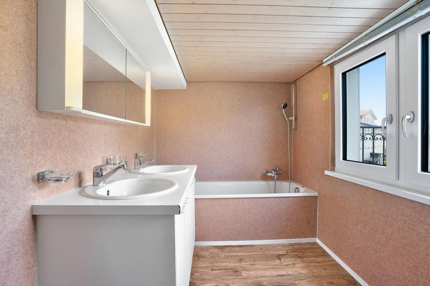 Casa a Heiden! - Appartamento parzialmente ristrutturato - Foto 11 di 13
