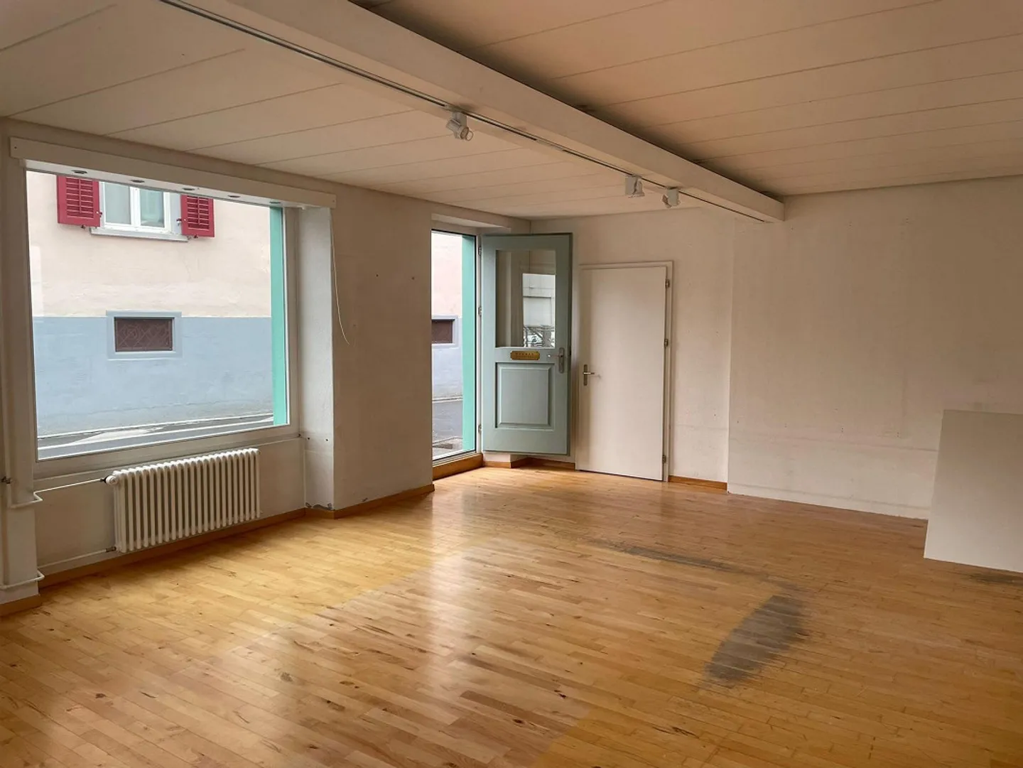 Centrally located corner commercial space - Photo 5 of 5