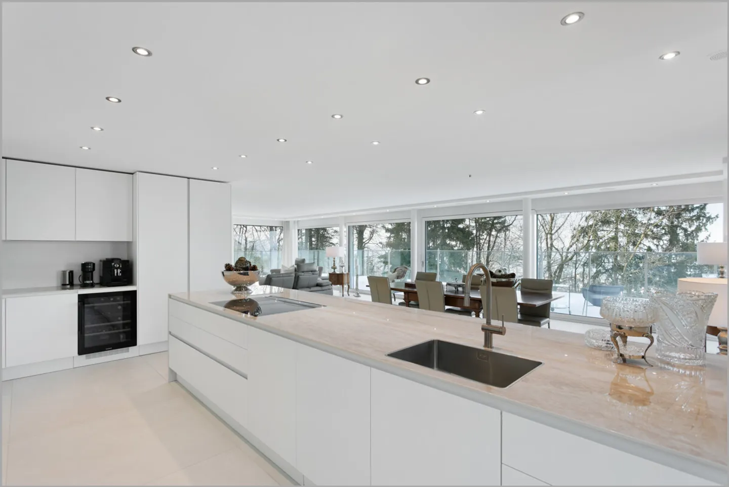 Appartamento attico esclusivo con vista lago mozzafiato! - Foto 3 di 13